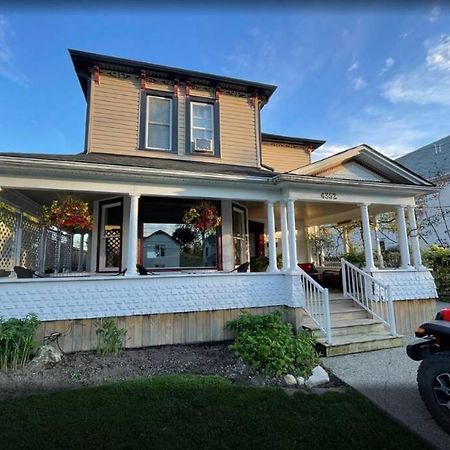 Perfection Near The River - 4 Bedroom Villa Complimentary Breakfast Delivered Daily To The Rental Niagara Falls Exterior foto