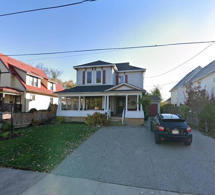 Perfection Near The River - 4 Bedroom Villa Complimentary Breakfast Delivered Daily To The Rental Niagara Falls Exterior foto