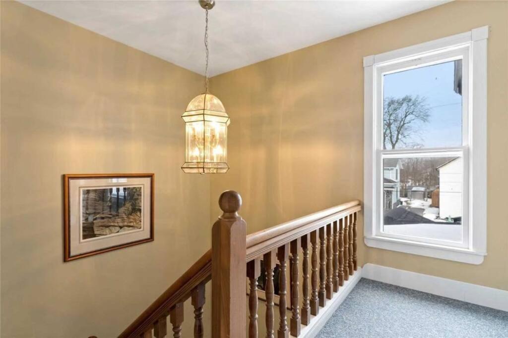 Perfection Near The River - 4 Bedroom Villa Complimentary Breakfast Delivered Daily To The Rental Niagara Falls Exterior foto