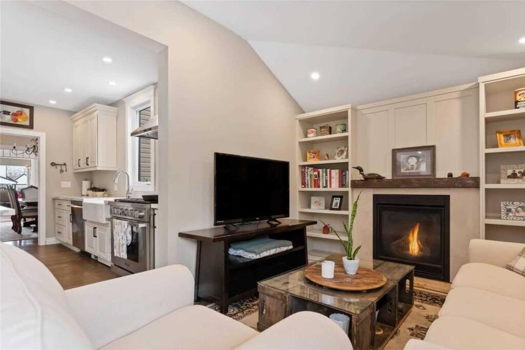 Perfection Near The River - 4 Bedroom Villa Complimentary Breakfast Delivered Daily To The Rental Niagara Falls Exterior foto